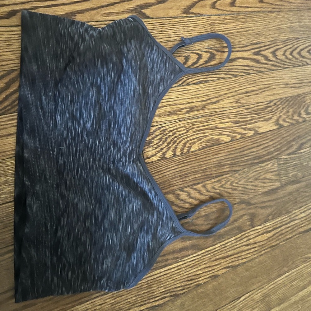 Old Navy Active Seamless Sports Bra